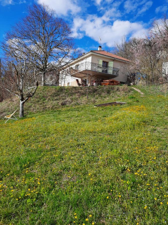 Les Coteaux De Planeze, Ideal Deplacement Pro, Chambres Individuelles Lit 160 Television Saint-Laurent-les-Tours Exterior foto